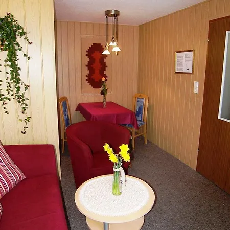 Apartment G_ Biedenweg *